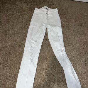 White American Eagle Jeans